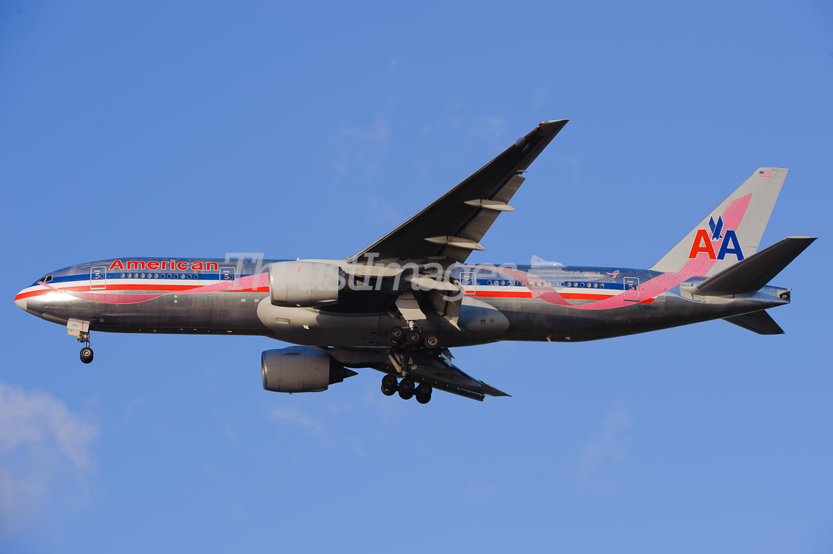 Boeing 777-223/ER N759AN / 7BU (cn 32638/376)